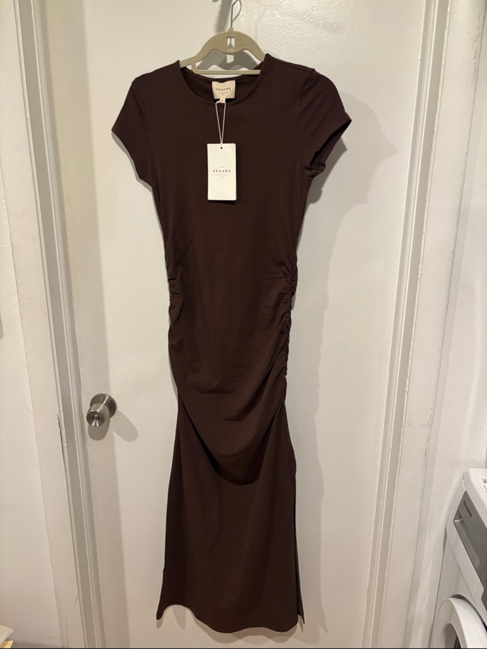 Sezane Brown Short Sleeve Ruched Dress Size M NWT - Picture 3 of 7